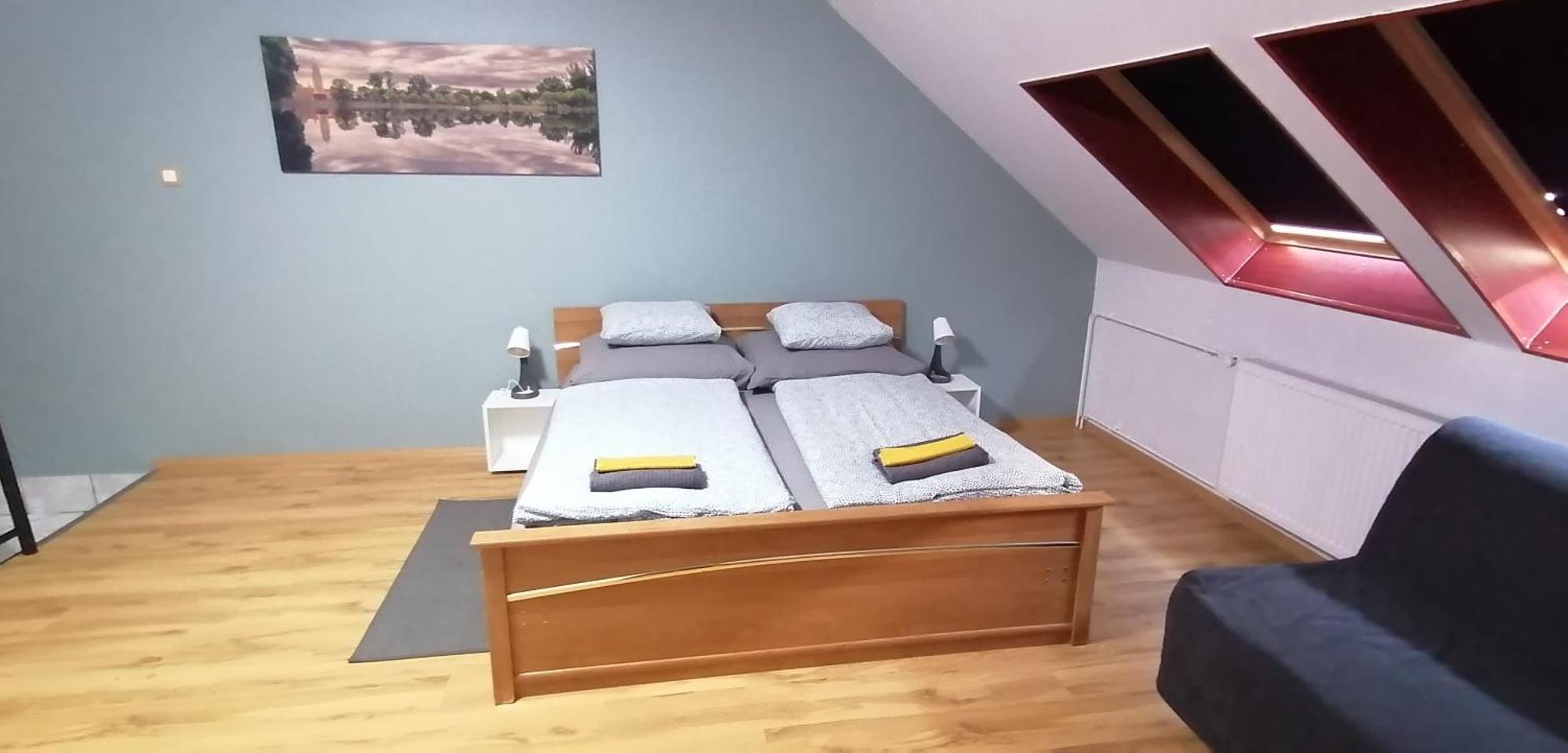 R Apartments Будапеща Екстериор снимка
