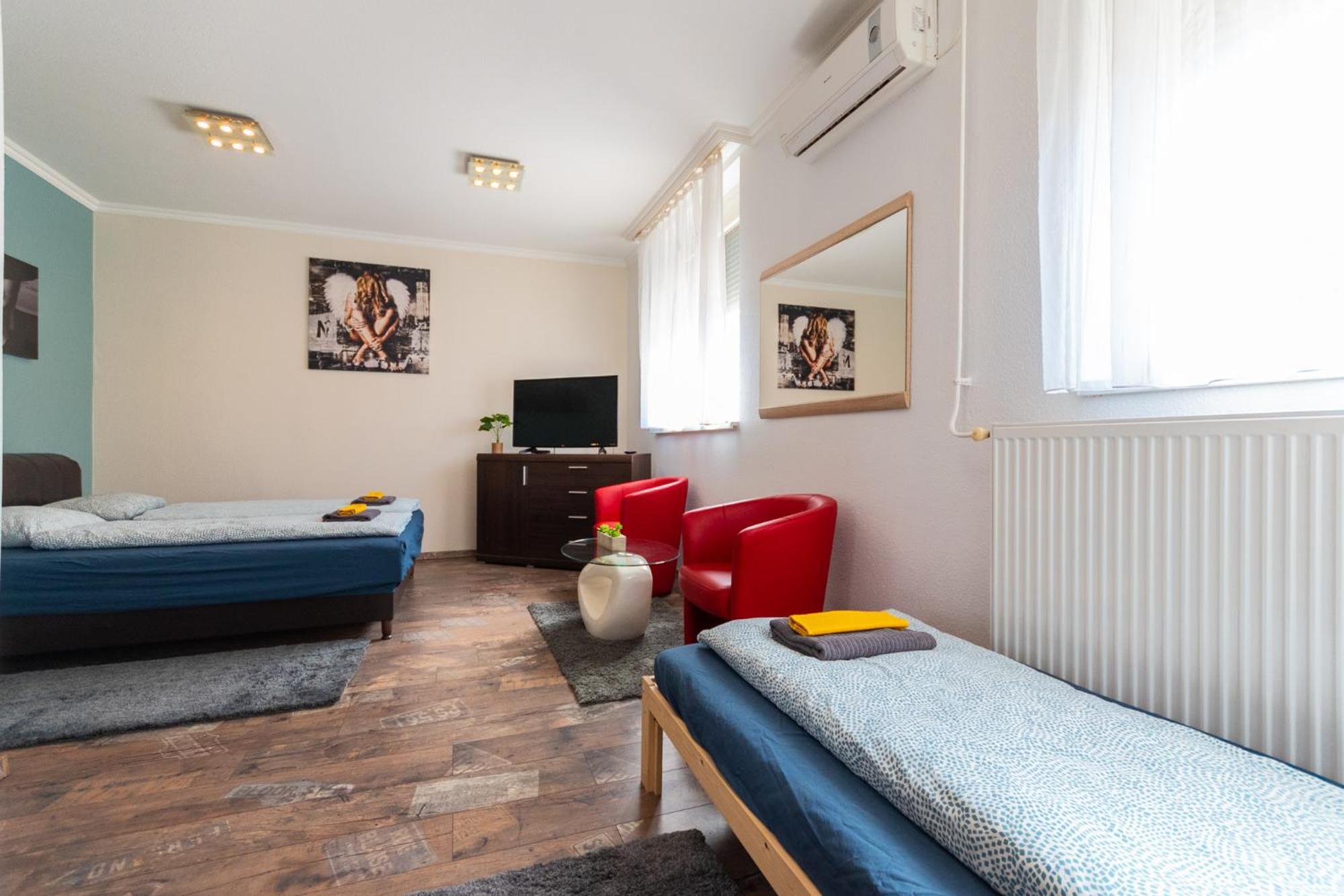 R Apartments Будапеща Екстериор снимка
