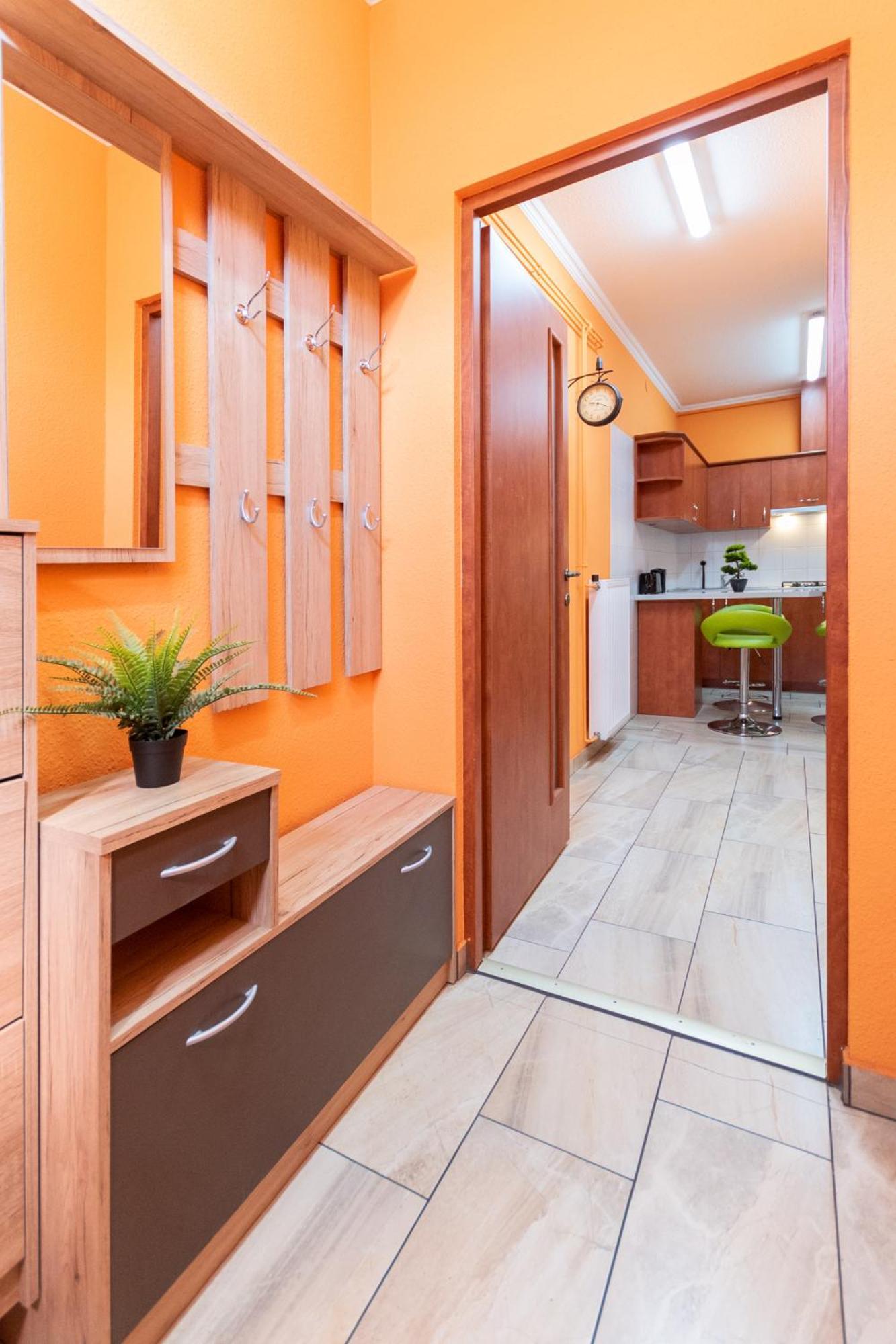 R Apartments Будапеща Екстериор снимка