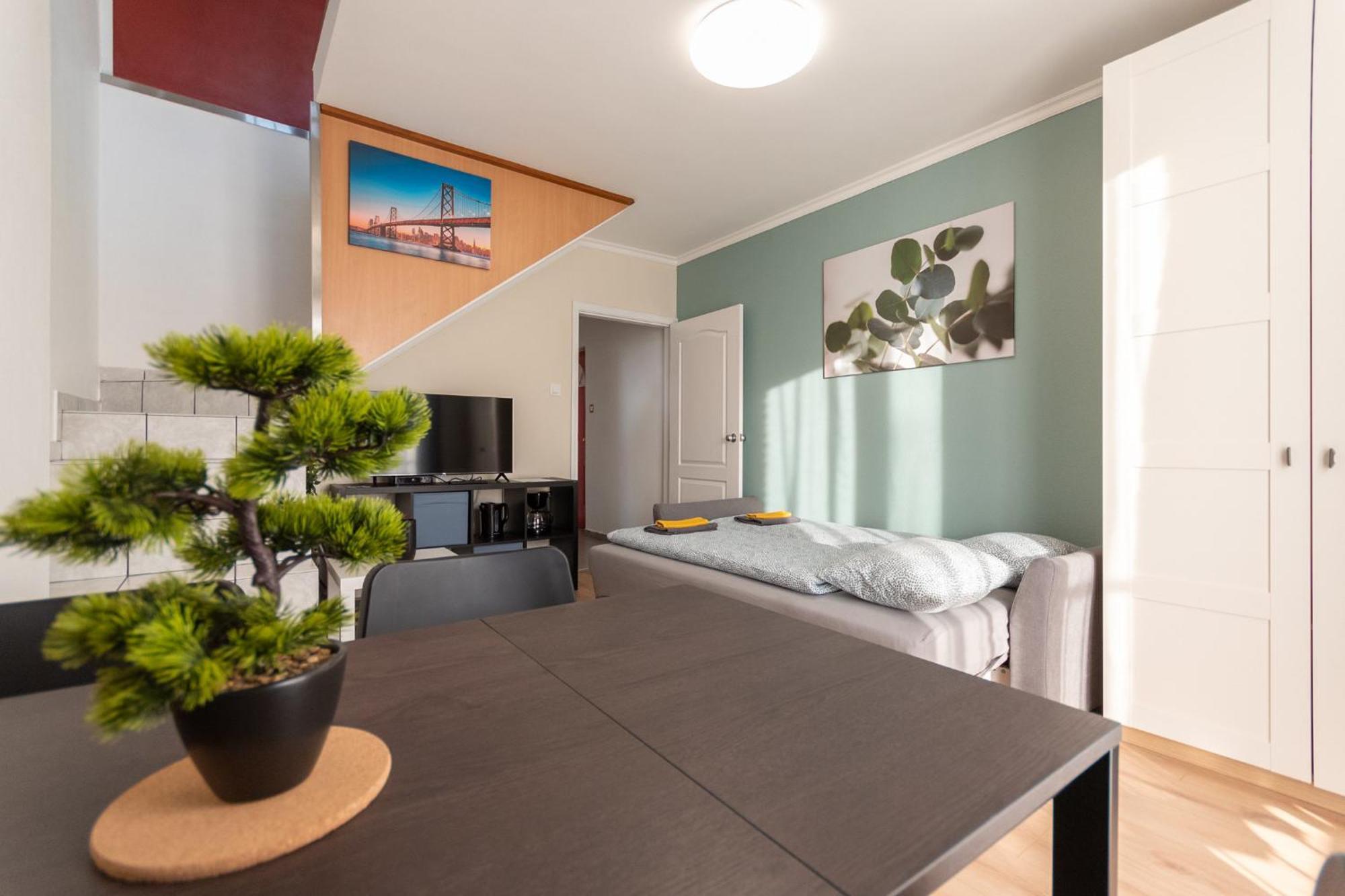 R Apartments Будапеща Екстериор снимка